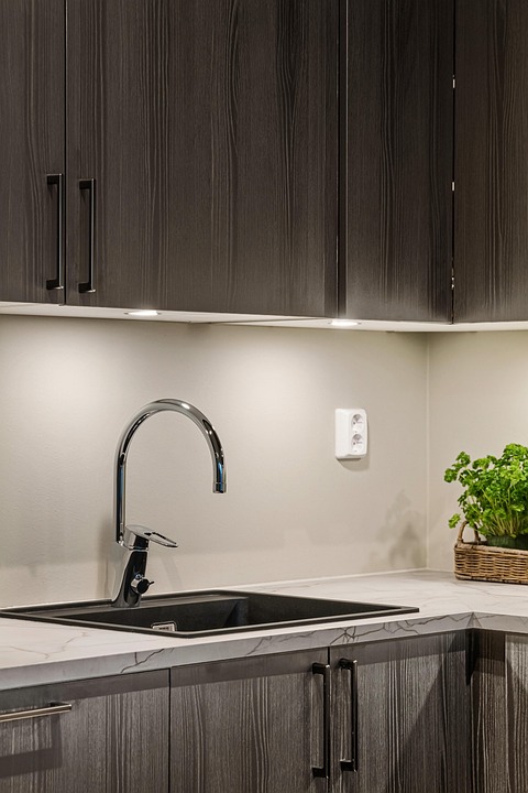Cabinet Conundrum: Should You Go for Stock, Semi-Custom, or Fully Custom Kitchen Cabinets?